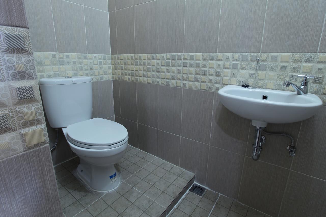 Kuta Dormitory At Simpang Inn Zewnętrze zdjęcie